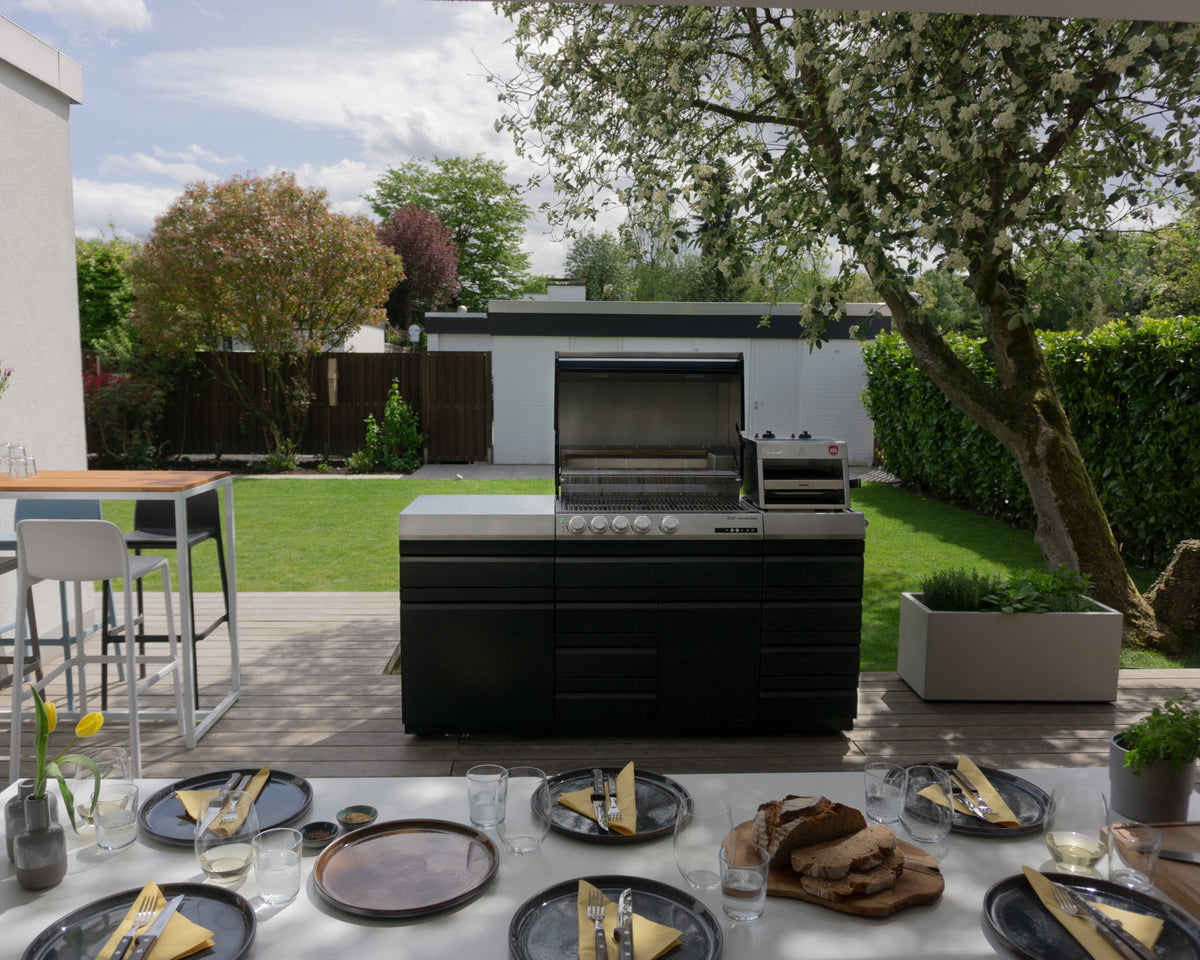 Otto Wilde Plattform im Garten